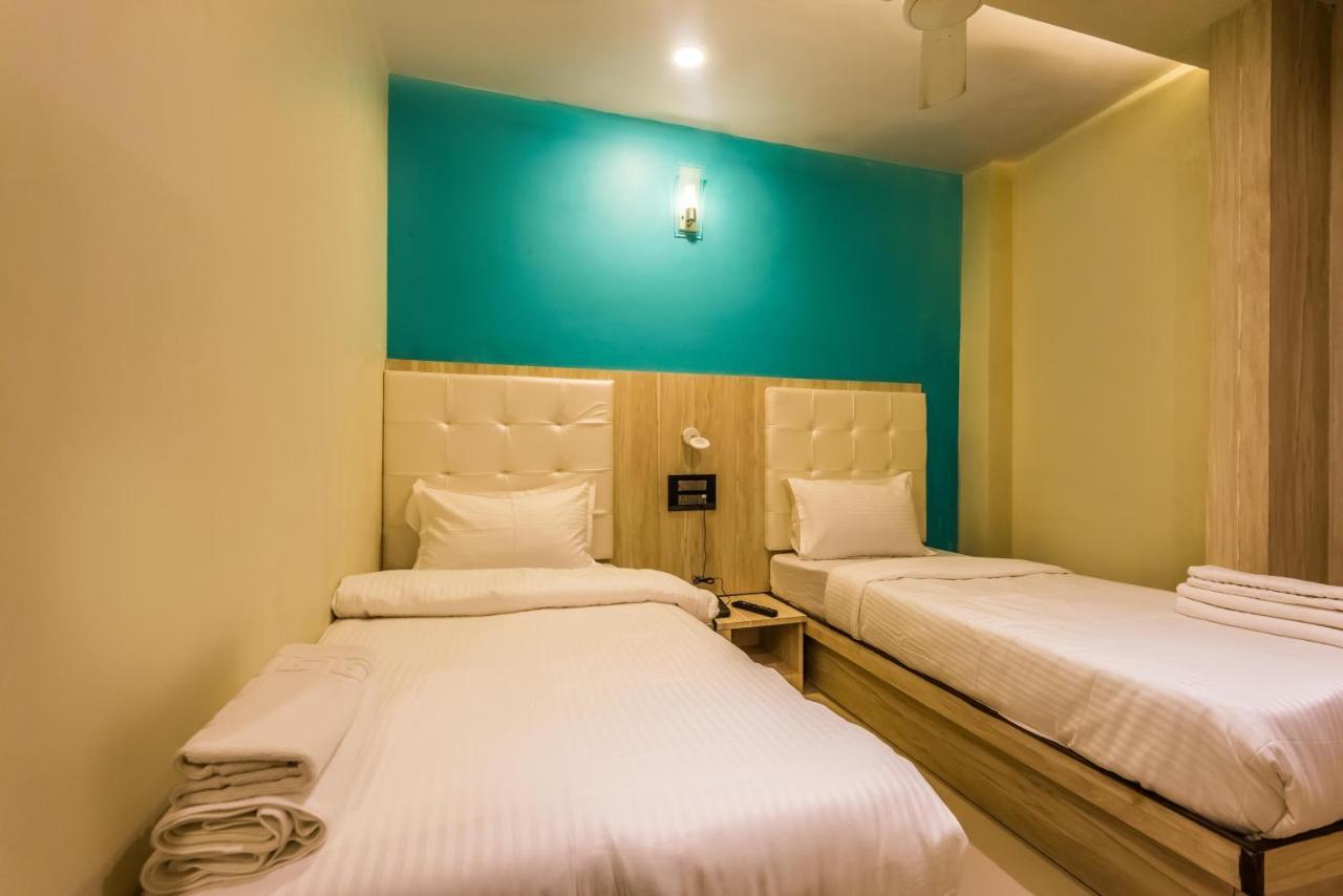 Hotel Atlas Grand Andheri East Mumbai Exterior photo